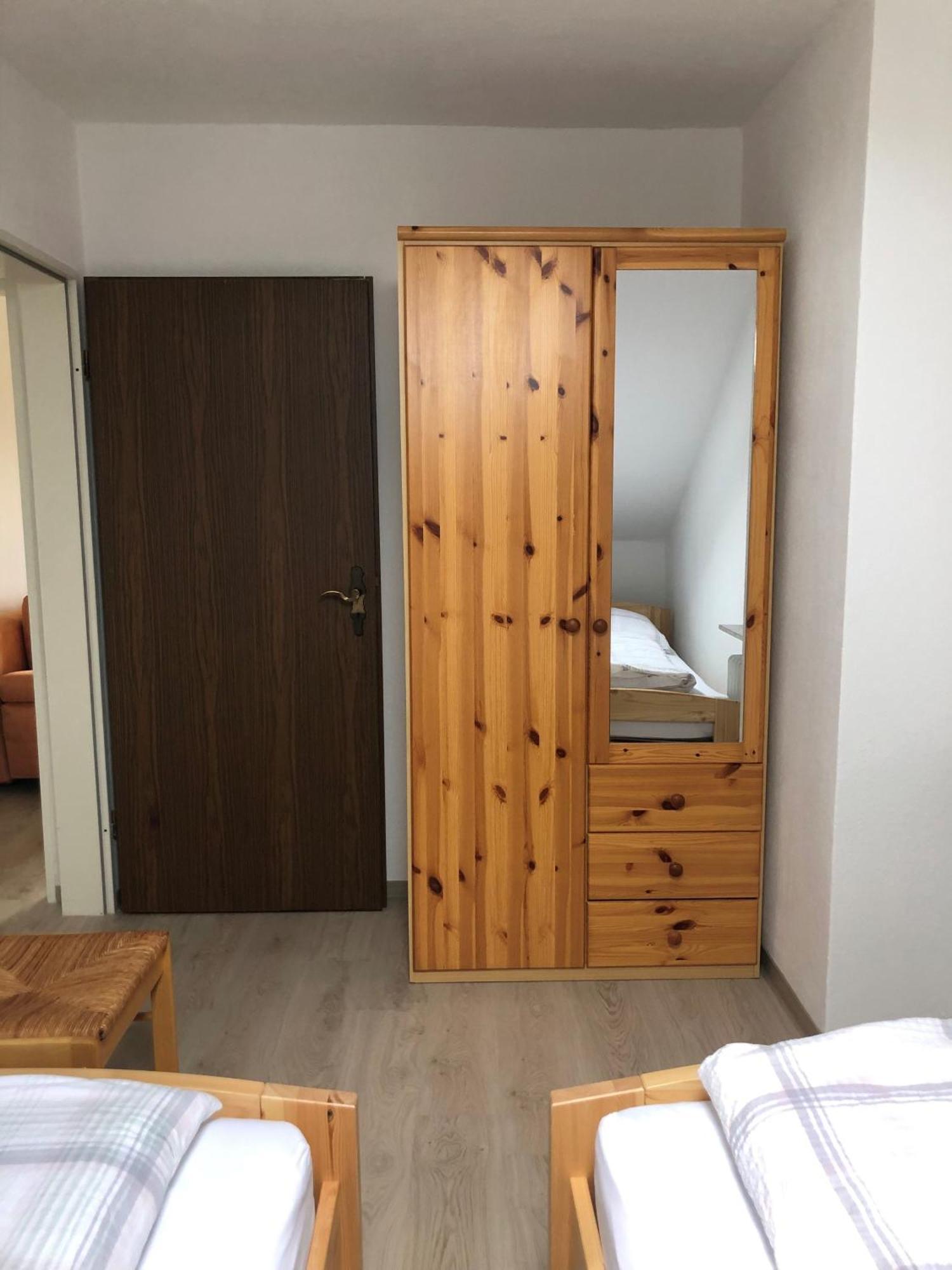 Ferienwohnungen Haus Sommerwind, 45075 Jemgum Dış mekan fotoğraf